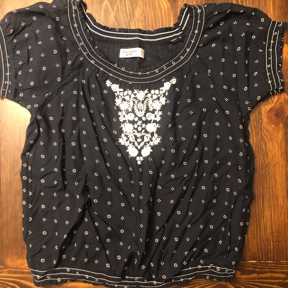 Short sleeve blouse